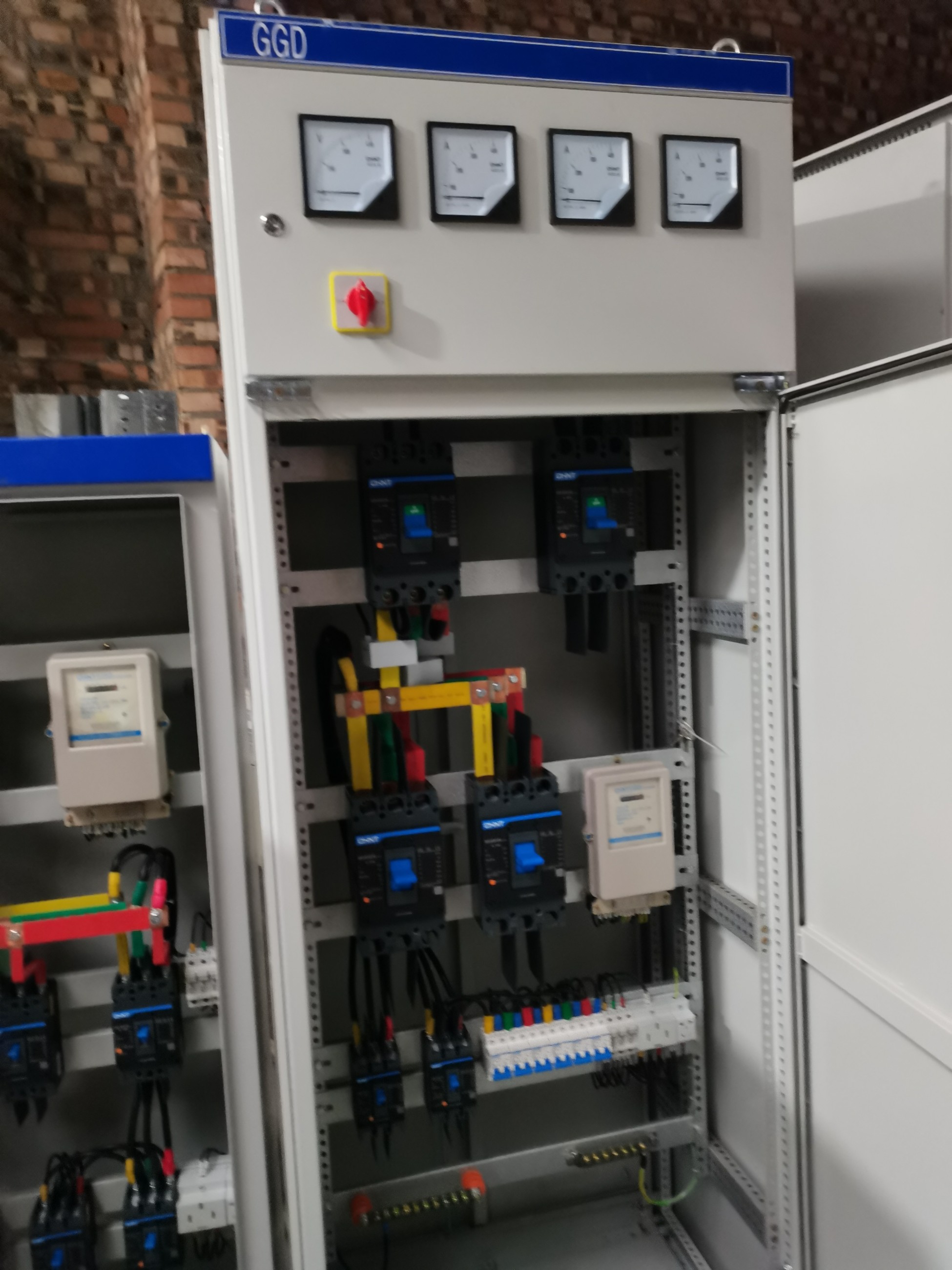 洛阳崇磐电气设备有限公司