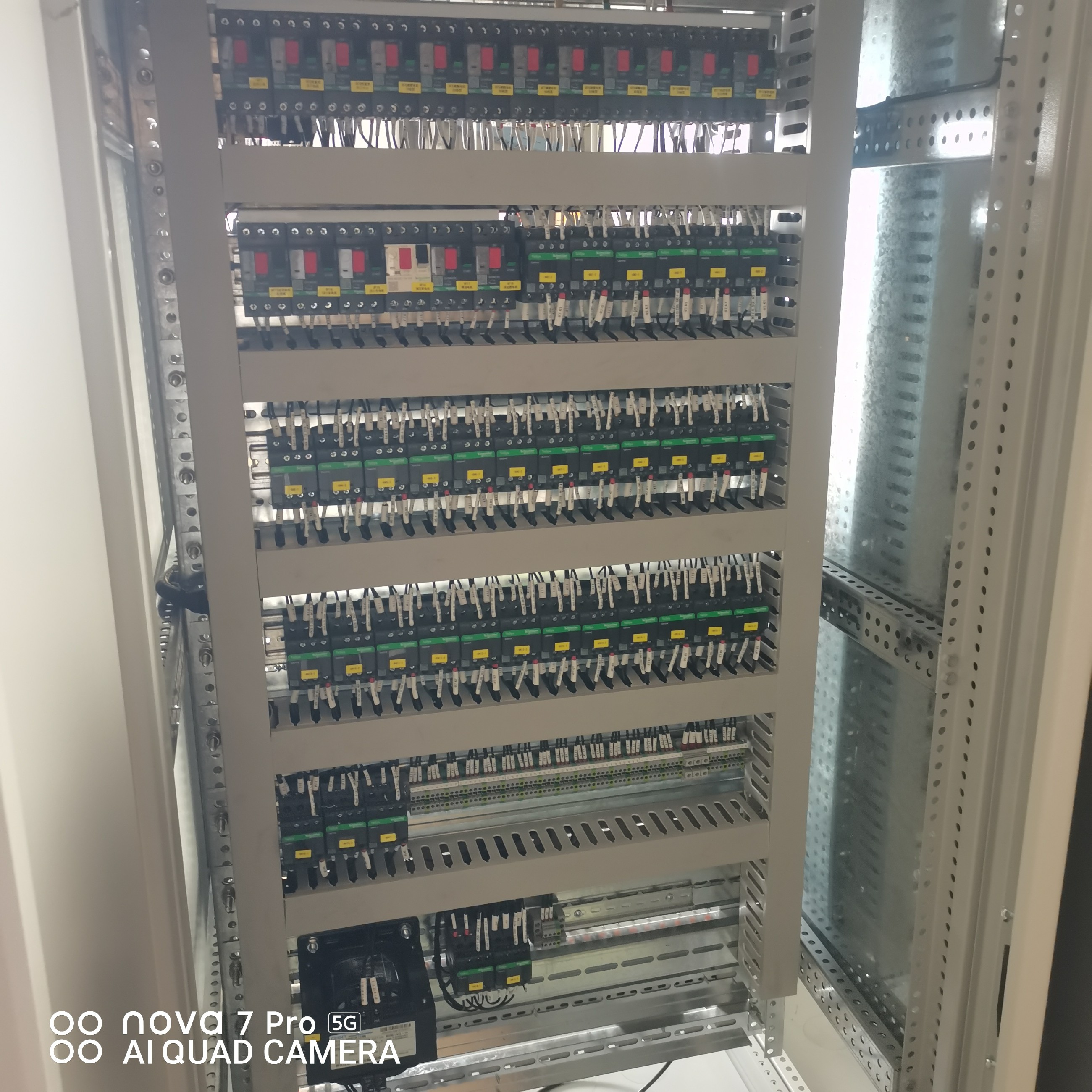 洛阳崇磐电气设备有限公司